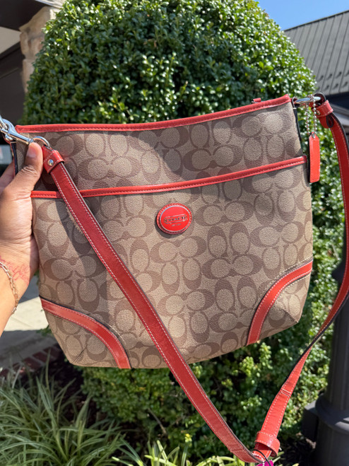 Vist Large View of Product Image Which is Used Coach Large Leather Handbag