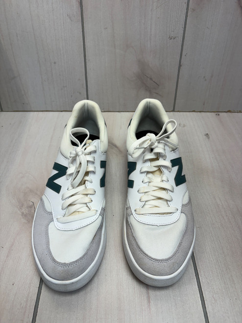 Vist Large View of Product Image Which is Used New Balance Mens Athletic Shoes 10