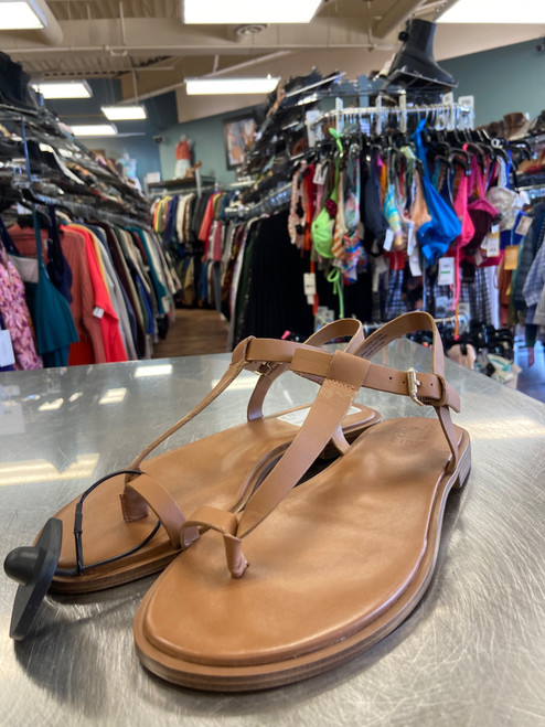Vist Large View of Product Image Which is Used Naturalizer Sandals 7
