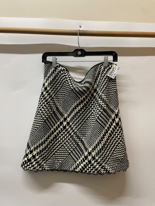 Vist Large View of Product Image Which is Used Kenneth Cole New York Short Skirt 12-31