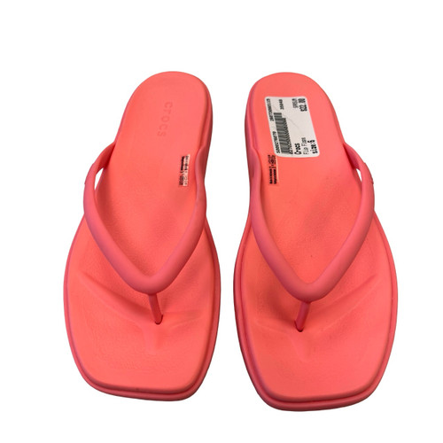 Vist Large View of Product Image Which is Used Crocs Flip Flops 6