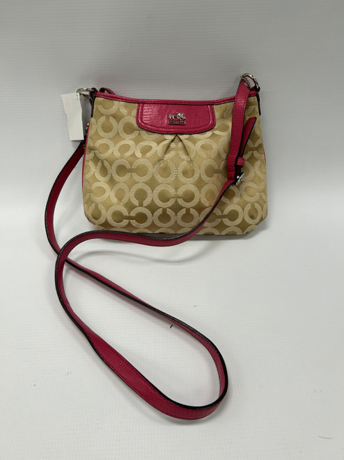 Vist Large View of Product Image Which is Used Coach Small Handbag