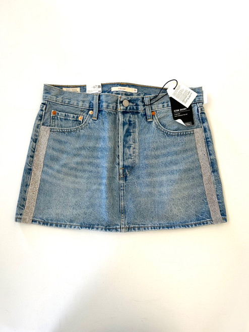 Vist Large View of Product Image Which is Used Levi's Short Skirt 8-29