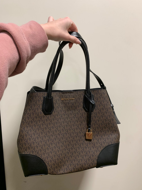 Vist Large View of Product Image Which is Used Michael Michael Kors Large Leather Handbag