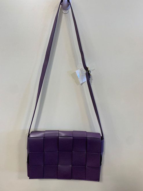 Vist Large View of Product Image Which is Used Unbranded Large Leather Handbag