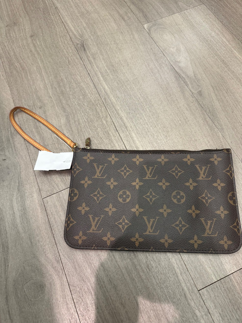 Vist Large View of Product Image Which is Used Louis Vuitton Leather Wristlet