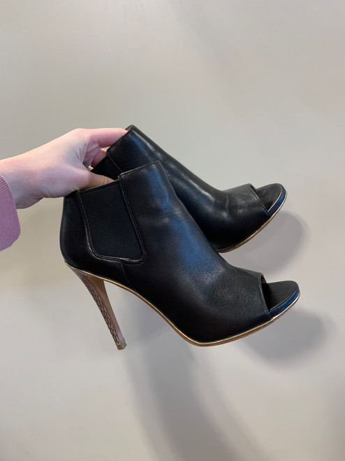 Vist Large View of Product Image Which is Used Coach High Heels 8.5