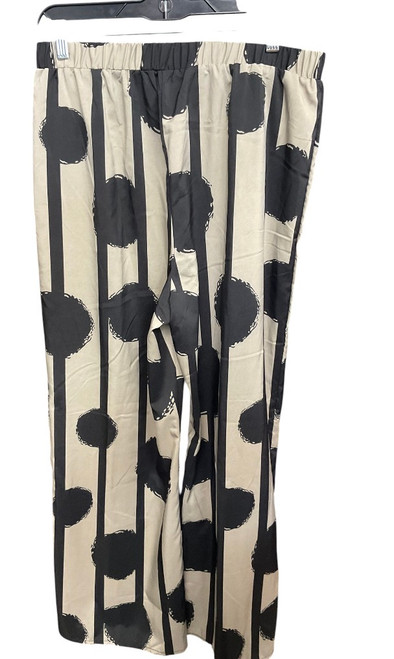 Vist Large View of Product Image Which is Used Shein Romper XL-16