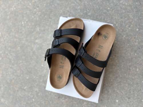 Vist Large View of Product Image Which is Used Birkenstock Sandals 10