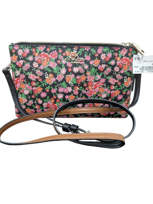 Vist Large View of Product Image Which is Used Coach Large Leather Handbag