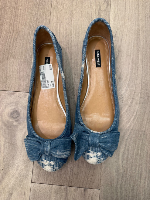 Vist Large View of Product Image Which is Used Nine West Flats 12