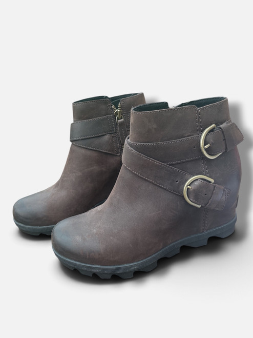 Vist Large View of Product Image Which is Used Sorel Ankle Boots 8.5