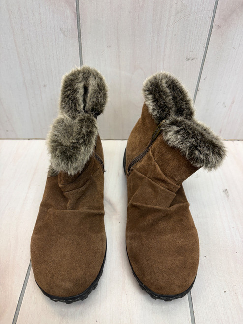 Vist Large View of Product Image Which is Used Khombu Outerwear Boots 8