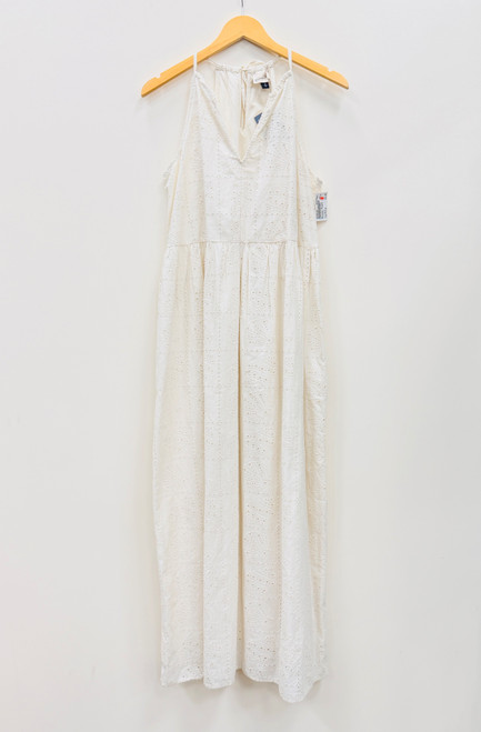 Vist Large View of Product Image Which is Used Universal Threads Long Dress B M-8/10