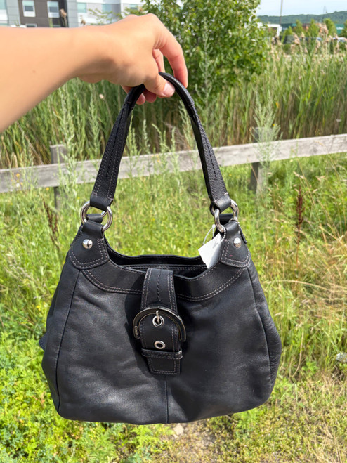 Vist Large View of Product Image Which is Used Coach Large Leather Handbag