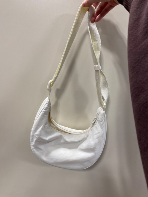 Vist Large View of Product Image Which is Used Sunday Best Small Handbag