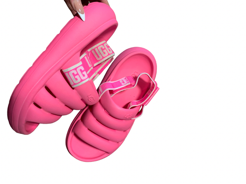 Vist Large View of Product Image Which is Used Ugg Australia Flats 5