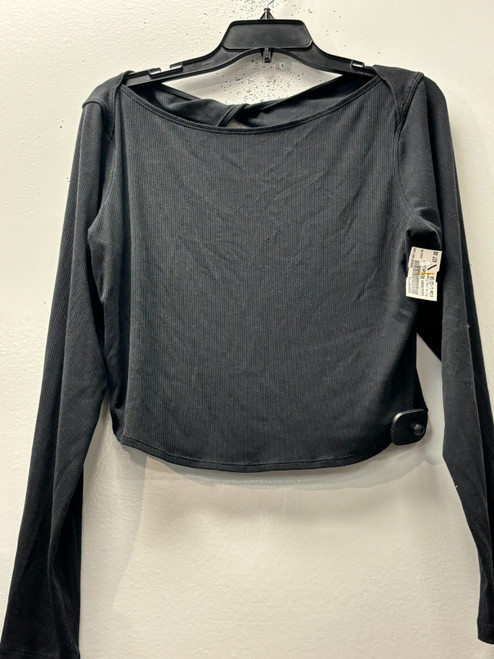 Vist Large View of Product Image Which is Used Lululemon Athletica Active Long Sleeve L-12/14