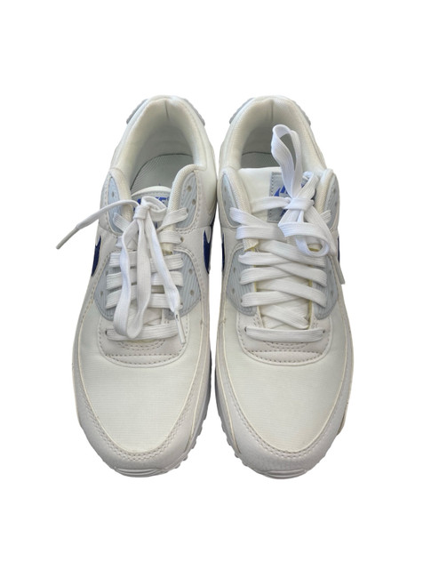 Vist Large View of Product Image Which is Used Nike Performance Shoes 9