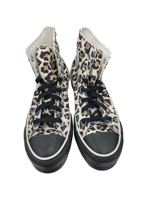 Vist Large View of Product Image Which is Used Converse Casual Shoes 5.5