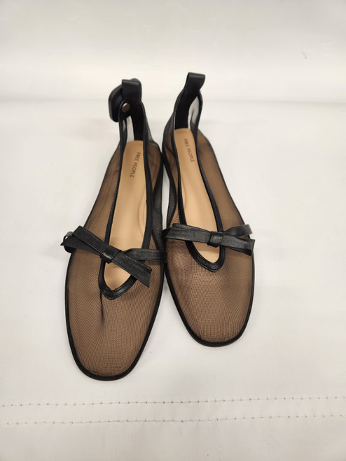 Vist Large View of Product Image Which is Used Unbranded Flats 9