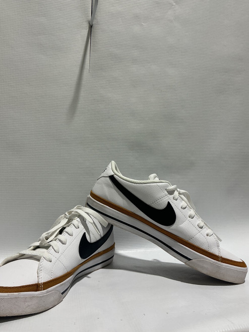 Vist Large View of Product Image Which is Used Nike Casual Shoes 9