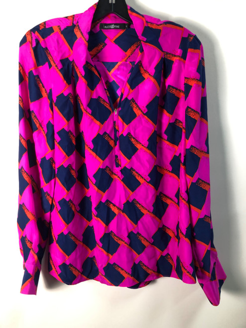 Vist Large View of Product Image Which is Used Alice & Trixie Long Sleeve Top S-4/6