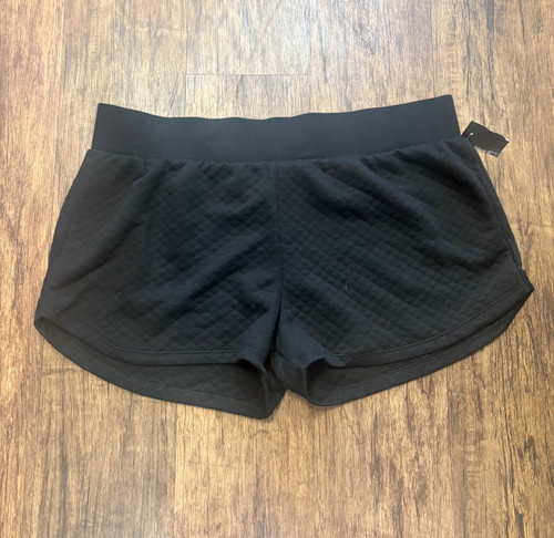 Vist Large View of Product Image Which is Used Unbranded Shorts 16-33