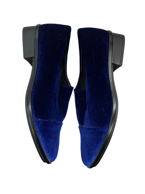 Vist Large View of Product Image Which is Used Ron White Low Heels 10.5