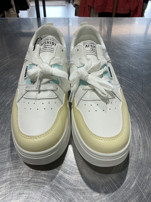Vist Large View of Product Image Which is Used Unbranded Casual Shoes 9