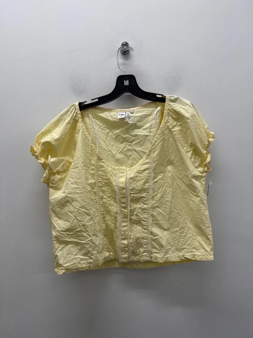 Vist Large View of Product Image Which is Used Yellow Twik Short Sleeve Top XL-16