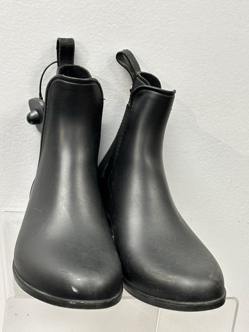 Vist Large View of Product Image Which is Used Sam Edelman Ankle Boots 9