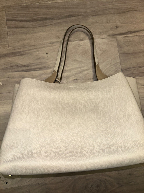 Vist Large View of Product Image Which is Used Tod's Xlarge Leather Handbag