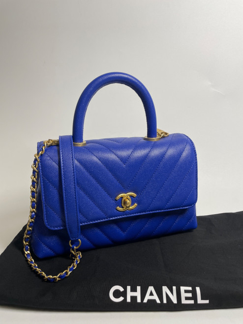 Vist Large View of Product Image Which is Used Chanel Chevron Coco Handle Handbag