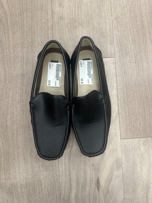 Vist Large View of Product Image Which is Used Unbranded Flats 6