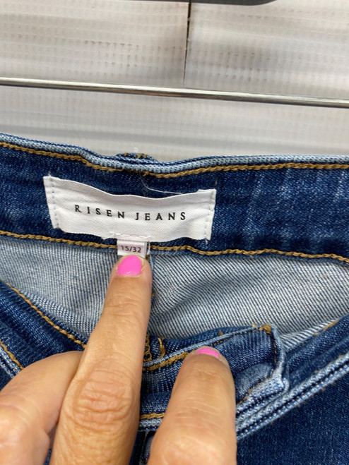 Vist Large View of Product Image Which is Used Unbranded Denim 12-31