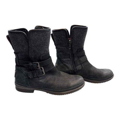 Vist Large View of Product Image Which is Ugg Australia Ankle Boots 6