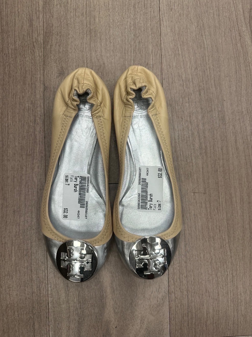 Vist Large View of Product Image Which is Used Tory Burch Flats 7