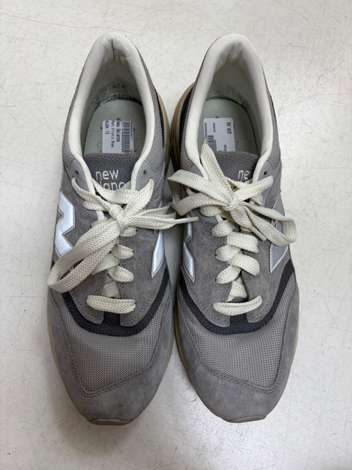 Vist Large View of Product Image Which is Used New Balance Mens Athletic Shoes 13