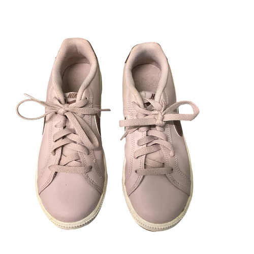 Vist Large View of Product Image Which is Used Nike Casual Shoes 6