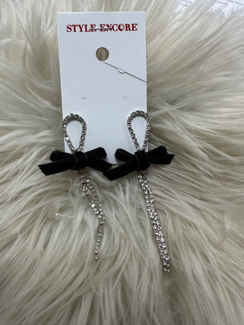 Vist Large View of Product Image Which is Used Unbranded Earrings