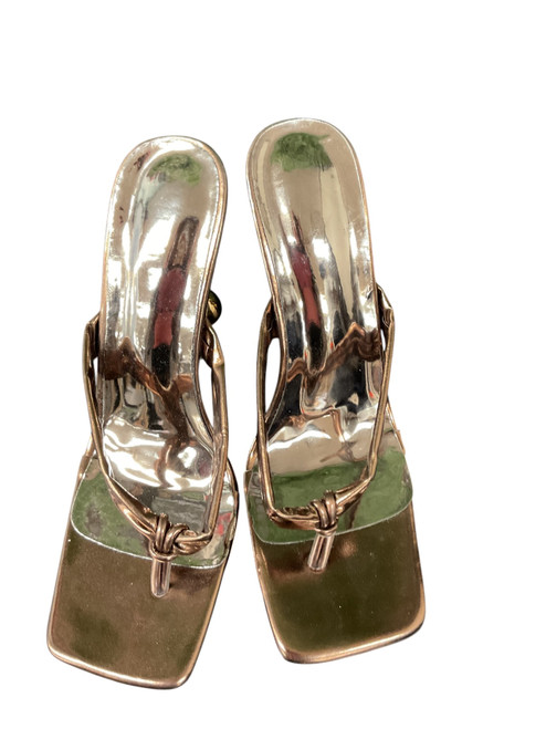 Vist Large View of Product Image Which is Used Unbranded Dress Sandals 9.5