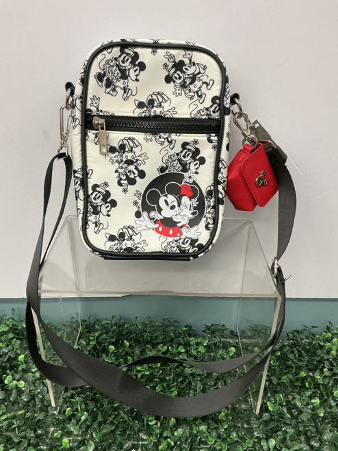 Vist Large View of Product Image Which is Used Unbranded Small Handbag