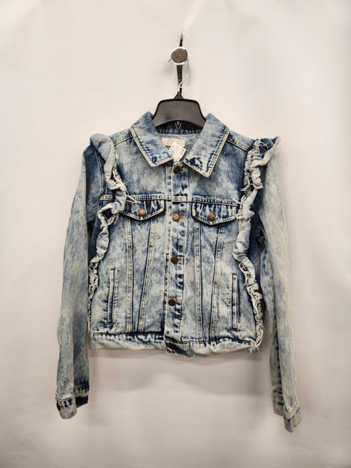 Vist Large View of Product Image Which is Used Elan Denim Jacket M-8/10