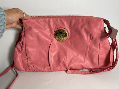 Vist Large View of Product Image Which is 5% Restock Fee