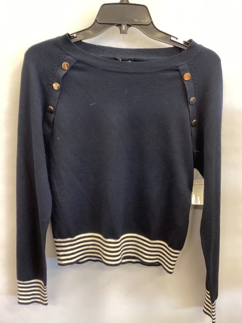 Vist Large View of Product Image Which is Used Unbranded Lightweight Sweater M-8/10