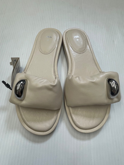 Vist Large View of Product Image Which is Used Zara Sandals 9