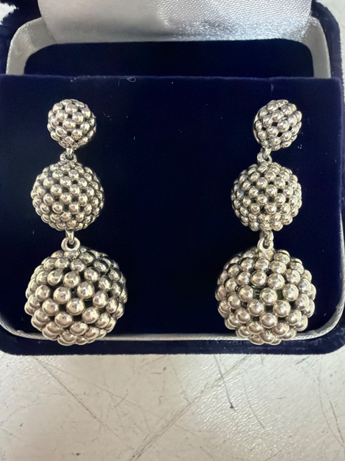 Vist Large View of Product Image Which is Used Lagos Earrings