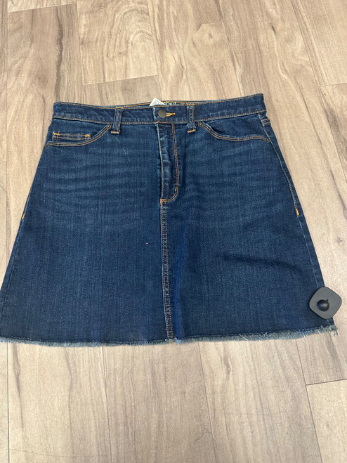 Vist Large View of Product Image Which is Used Universal Threads Short Skirt 6-28