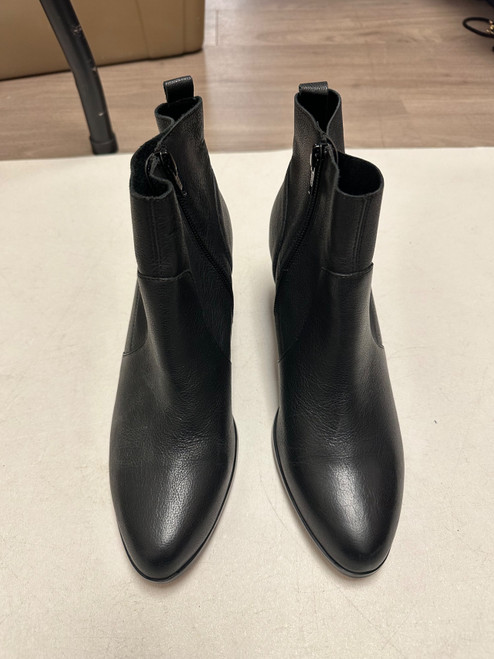 Vist Large View of Product Image Which is Used Crown Vintage Ankle Boots 7.5